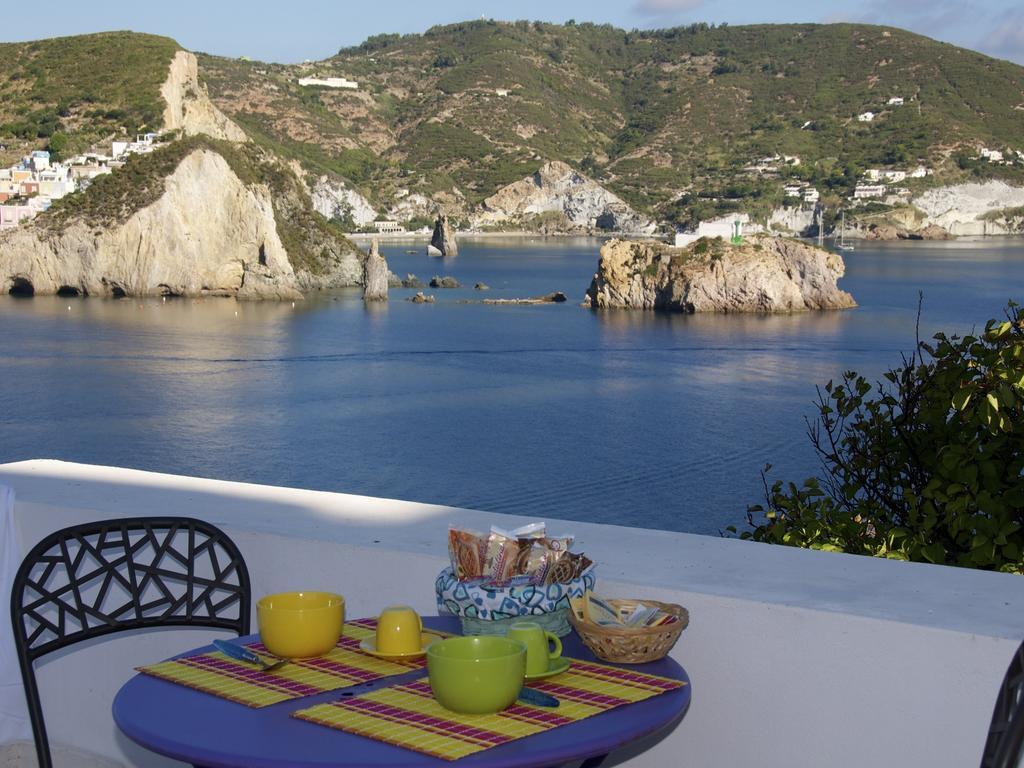 B&B La Terrazza Sul Porto 폰차 외부 사진