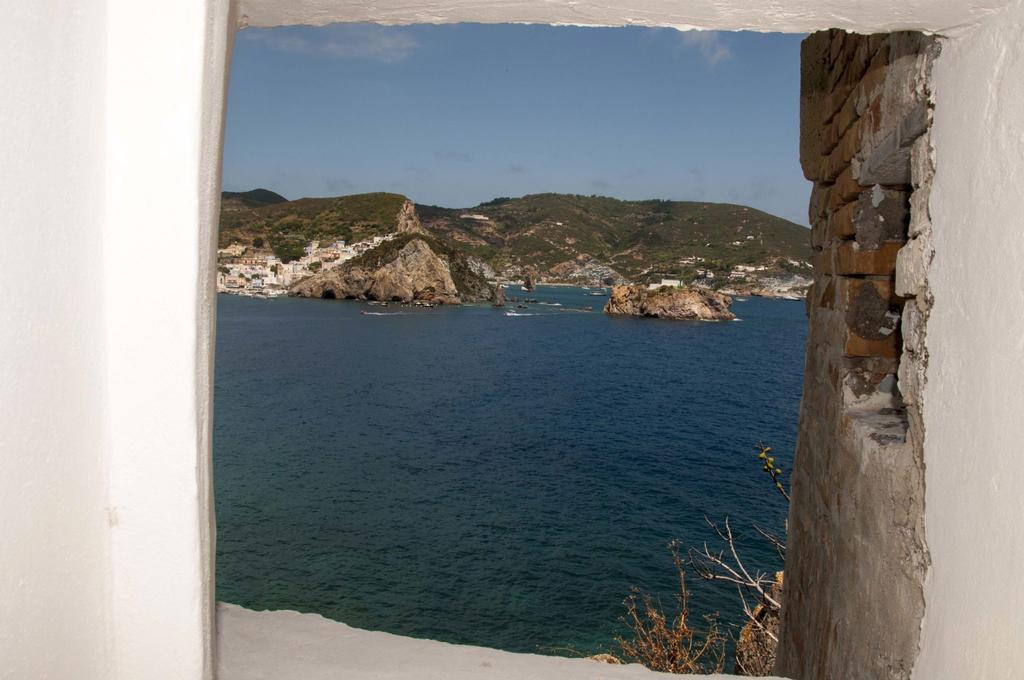 B&B La Terrazza Sul Porto 폰차 외부 사진